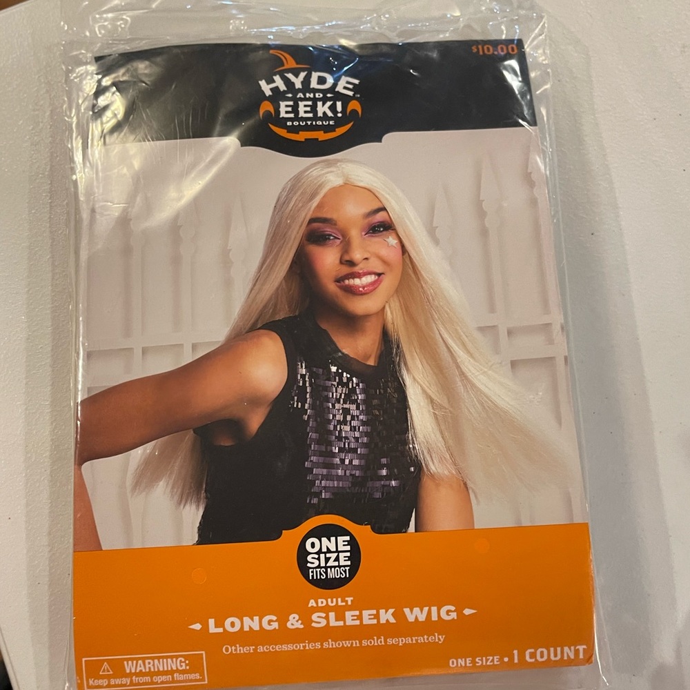 Adult long & sleek blonde wig, one size fits most Hyde‎ and Eek! NWT